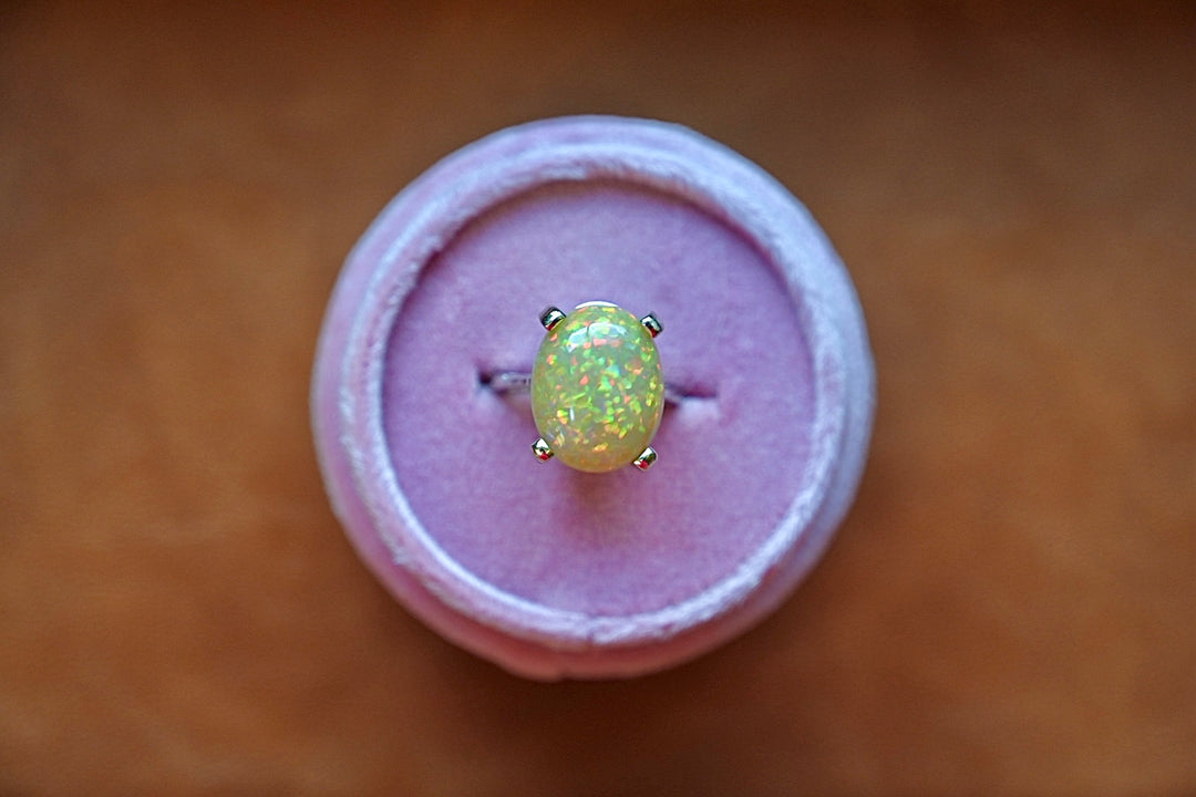 Flashy Champagne Pinfire Opal - 14K White Gold Ring