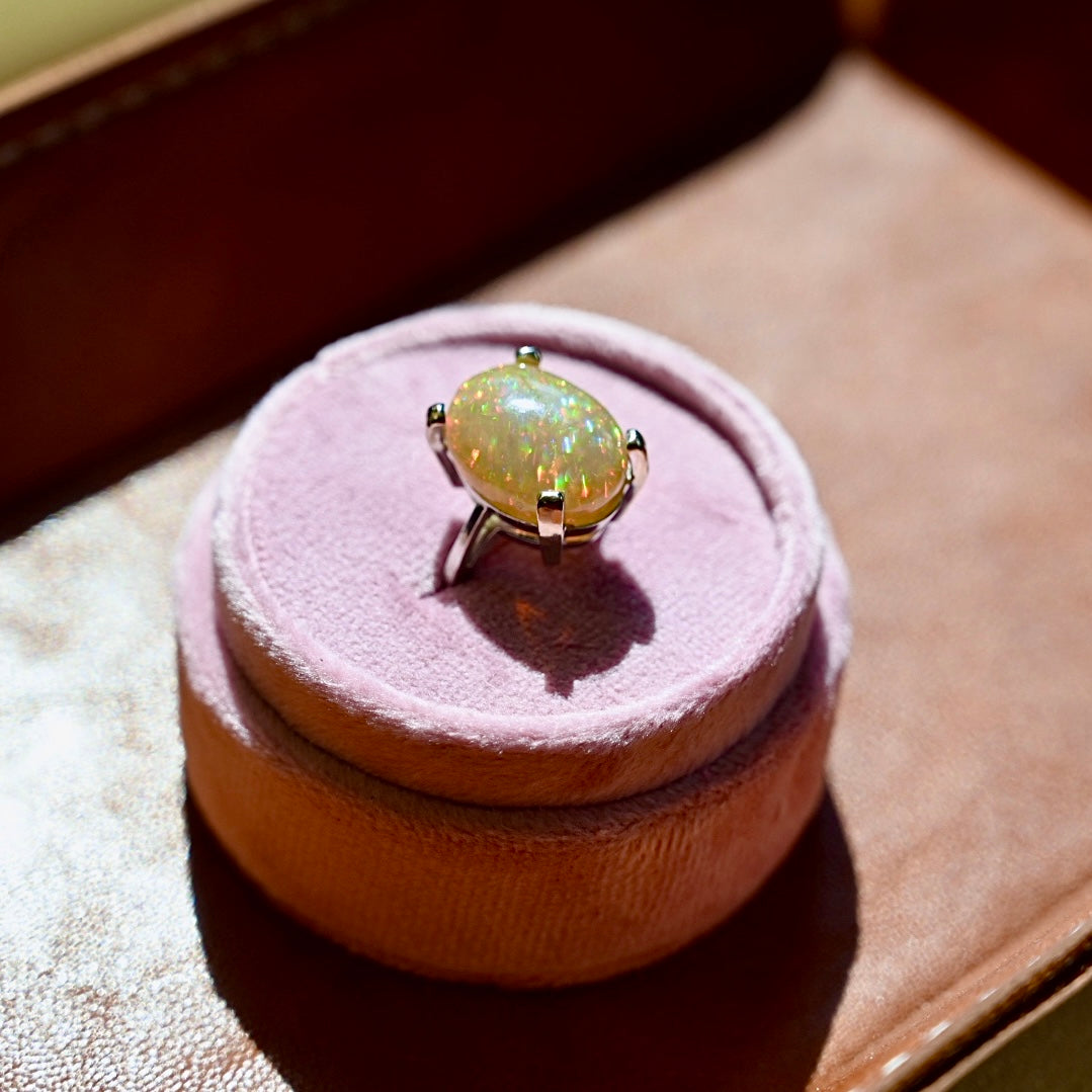 Flashy Champagne Pinfire Opal - 14K White Gold Ring