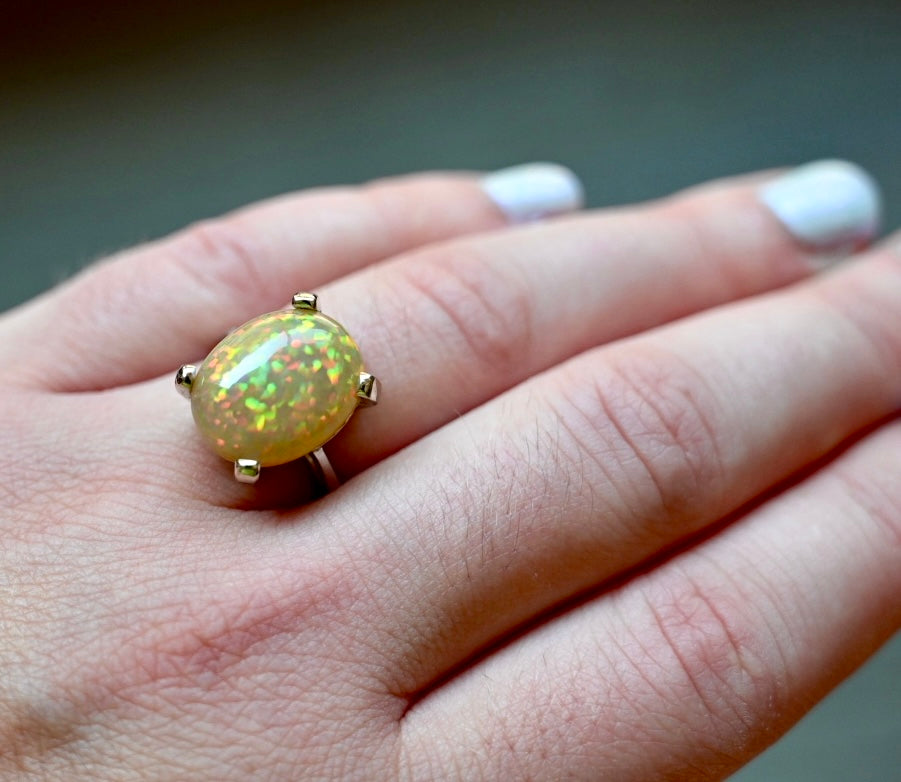 Flashy Champagne Pinfire Opal - 14K White Gold Ring