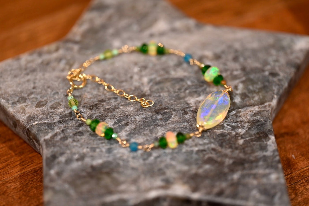 Green Haze Opal and Chrome Diopside Bracelet - OpalOra Jewelry