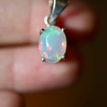Hummingbird Opal Pendant - OpalOra Jewelry