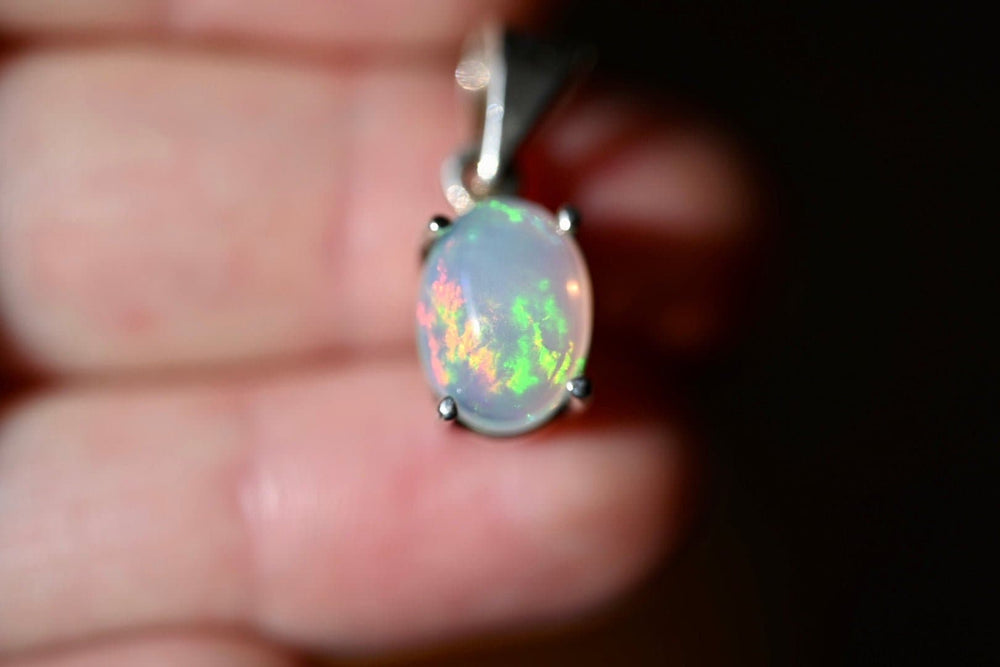 Hummingbird Opal Pendant - OpalOra Jewelry