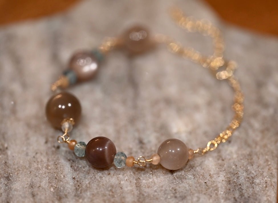 Moonstone and Apatite Bracelet - OpalOra Jewelry