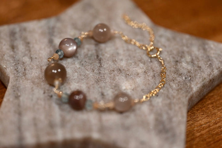 Moonstone and Apatite Bracelet - OpalOra Jewelry