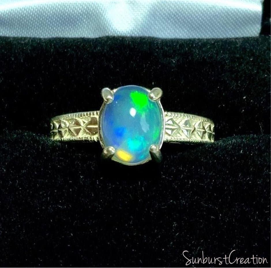Saturns Rings, Opal Ring - OpalOra Jewelry